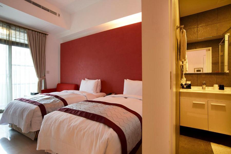 Master Hotel Taipei Room photo