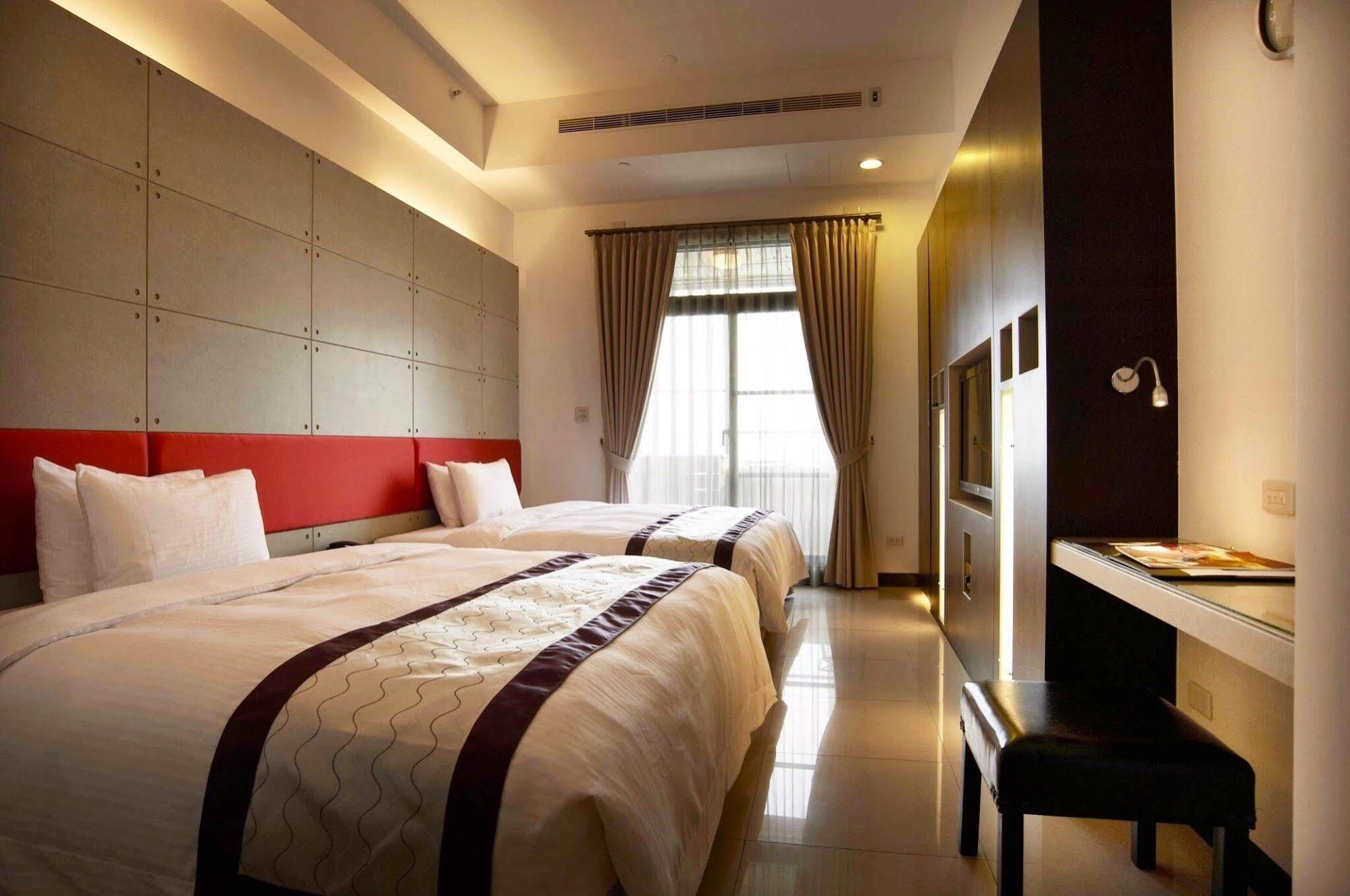 Master Hotel Taipei Exterior photo